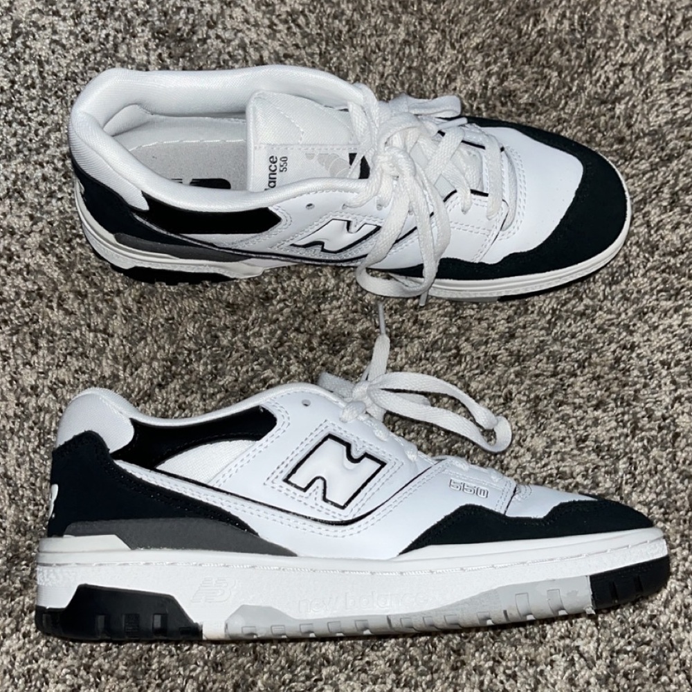 New Balance 550 Black and White